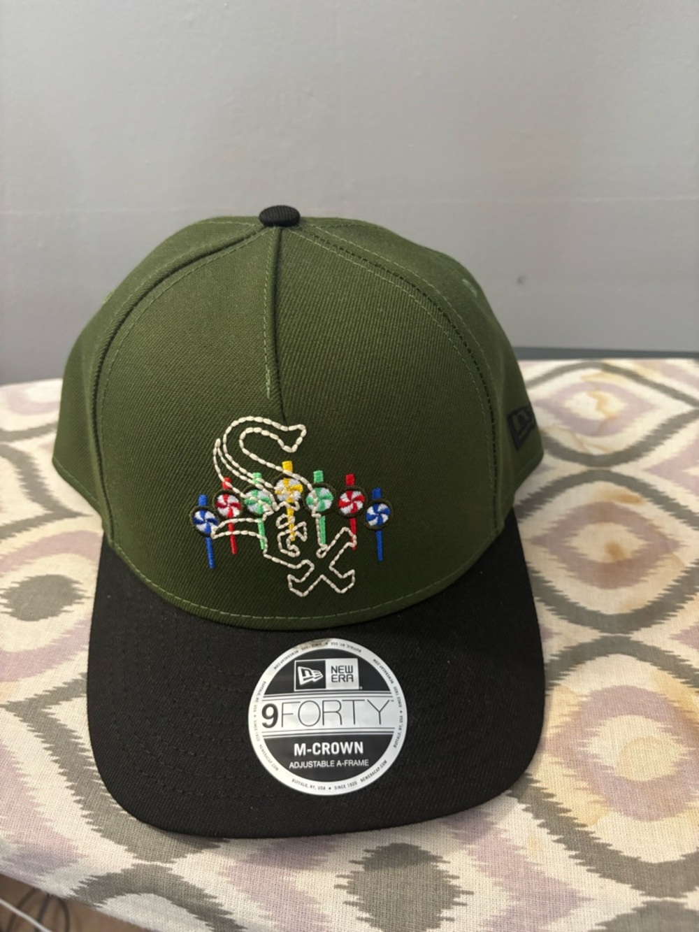 New Era Olive Green & Black Chicago White Sox 9FORTY Cap